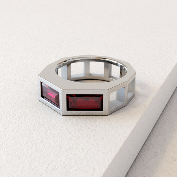 ÉCHELLE - ÉLOGE Gold Rhodolite Garnet Ring