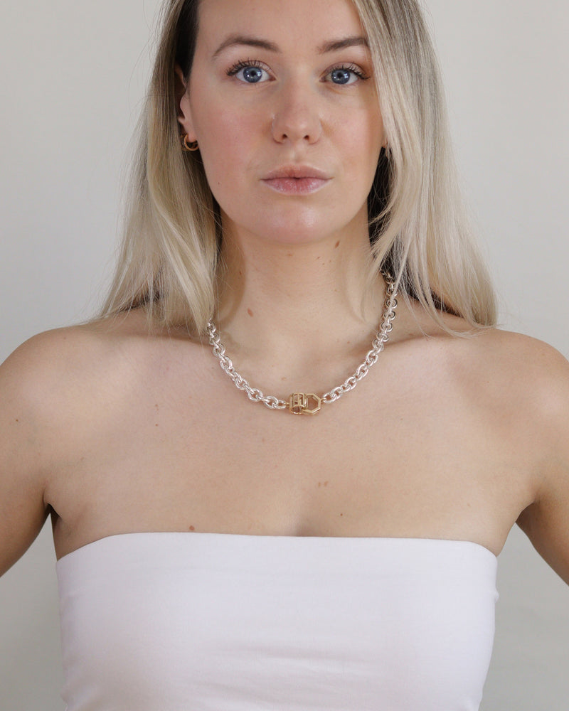 ÉCHELLE - INTERVALLE necklace in silver and gold